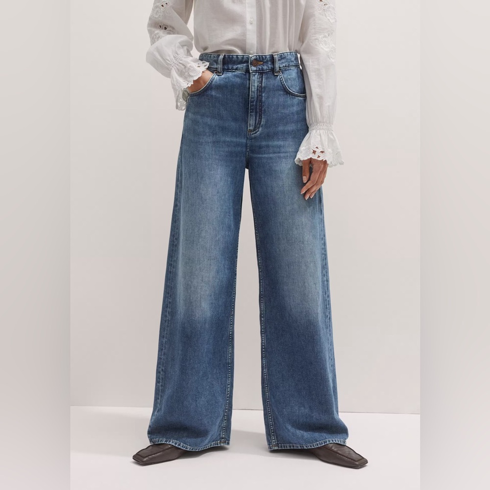 Me+em Slouchy Jean
Lightweight Denim